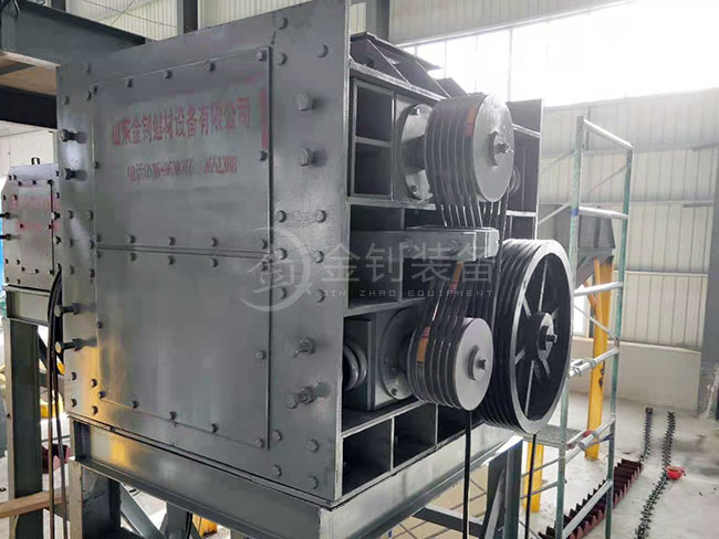 四輥破碎機